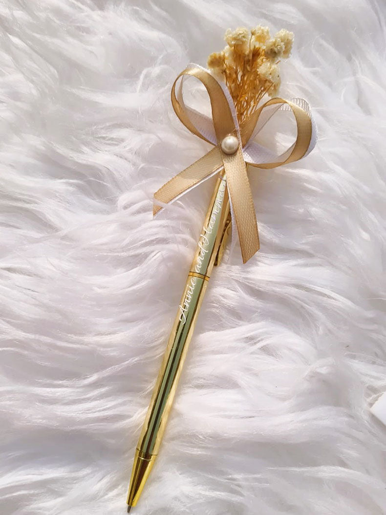 Luxe Baby's breath Nikkah Pens