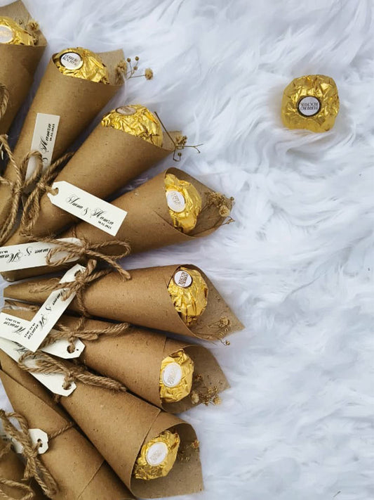 Sweet Gold Cone Favor
