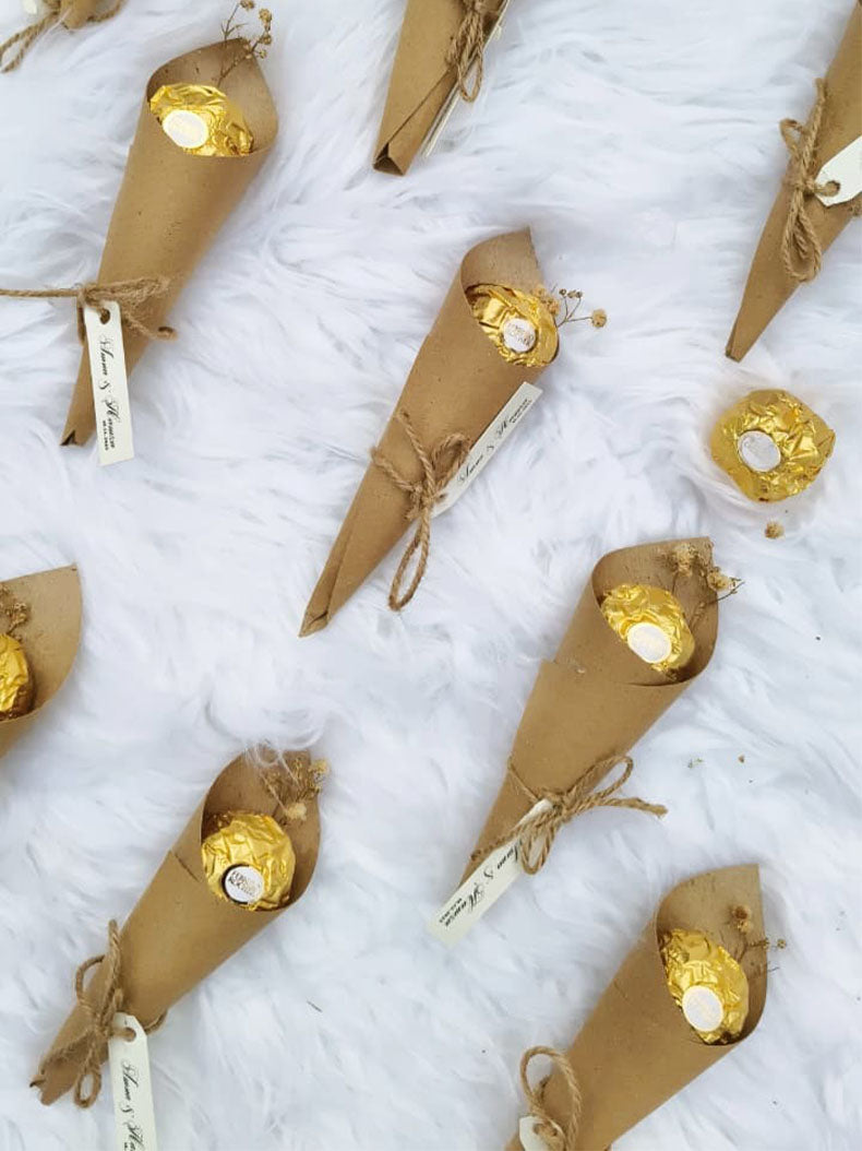 Sweet Gold Cone Favor